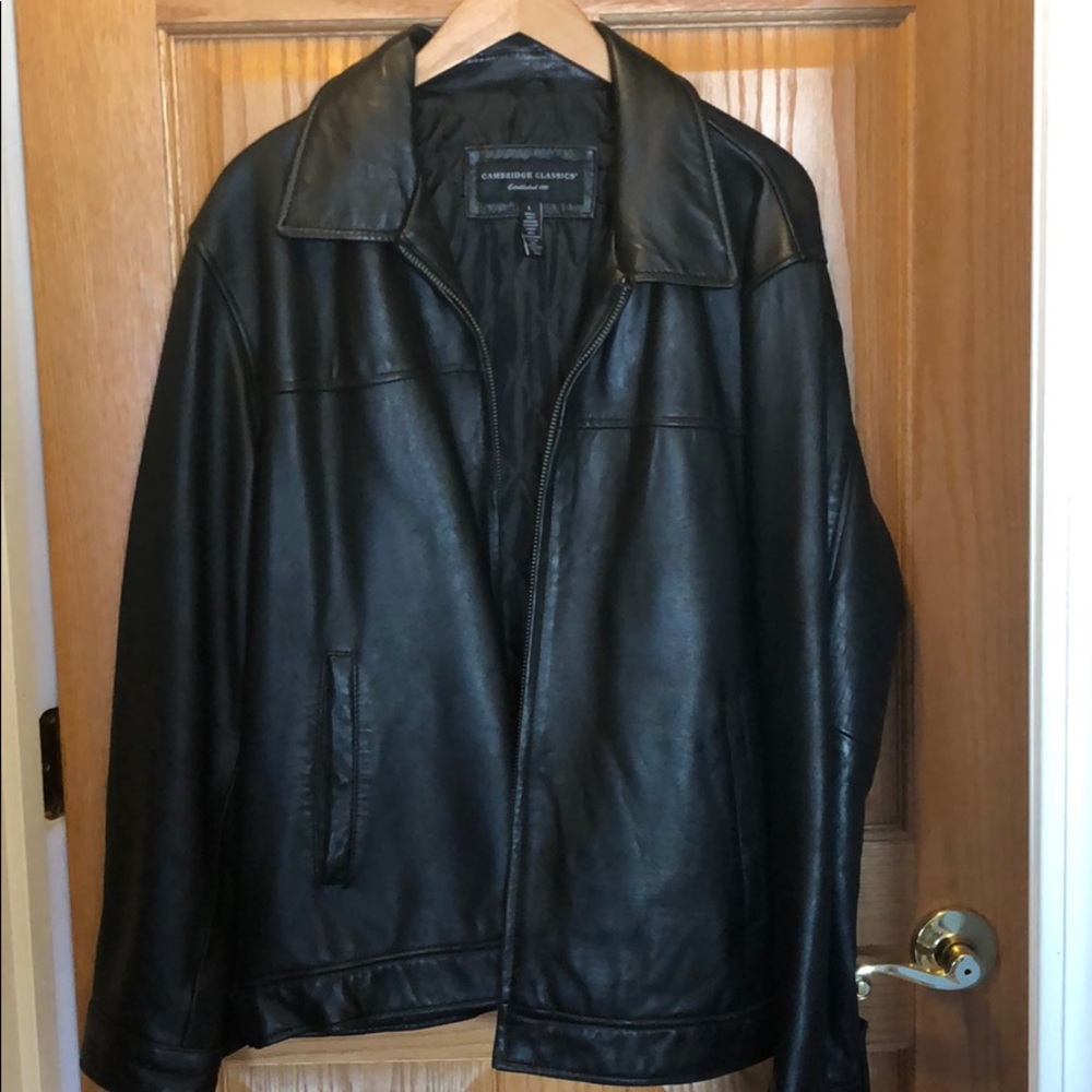 Cambridge Classics Leather Coat. Large. Like New!